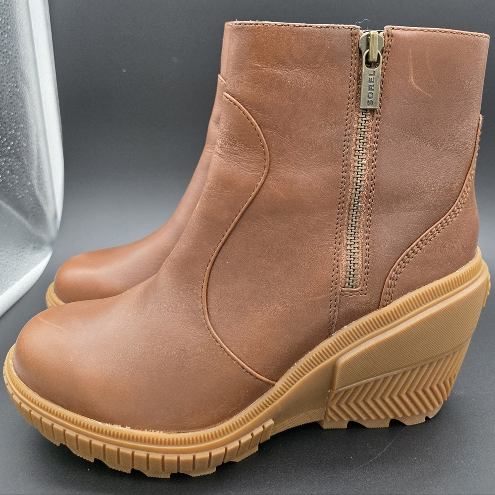 NWOT SOREL Ona Ave Zip LEATHER Wedge Bootie SZ 11 - Picture 2 of 6